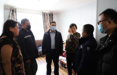 暖心慰问 虎年送福|710公海春节前夕慰问难题职工